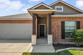 7601 Park Meadow Dr in Temple, TX - Building Photo - Building Photo