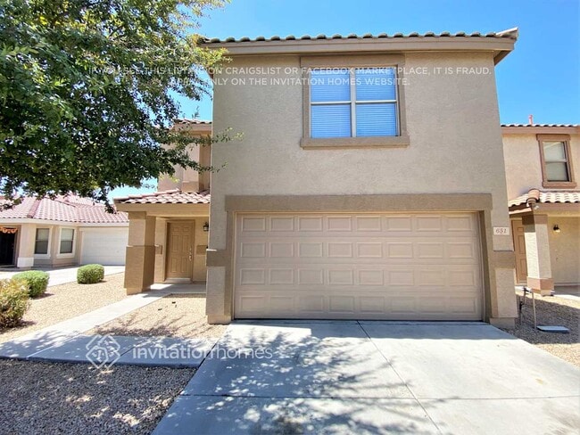property at 651 E Banelli Pl