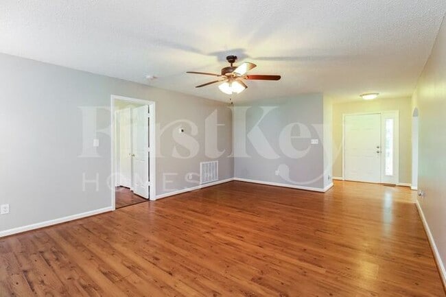 400 Belmont Dr in Archdale, NC - Building Photo - Building Photo
