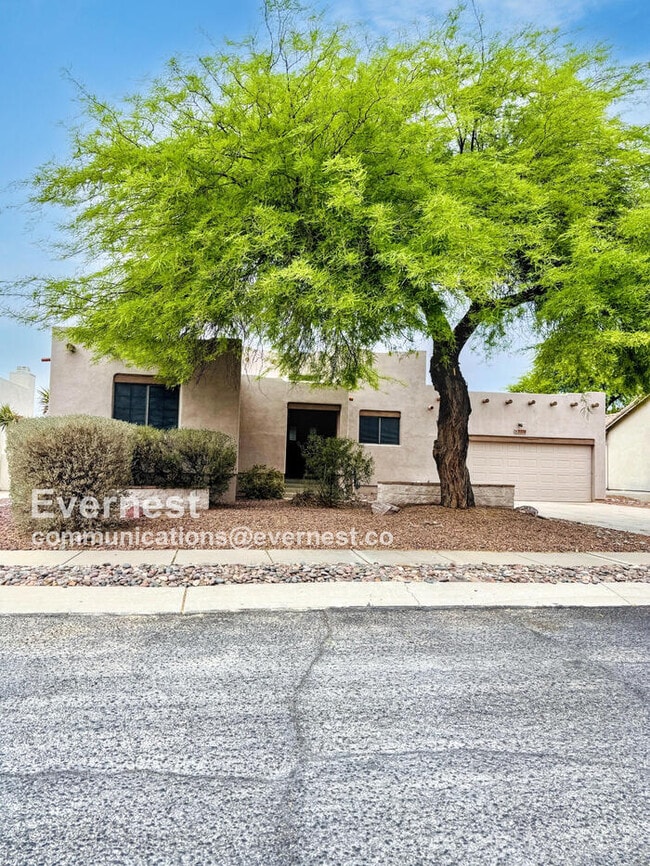 property at 7370 W Beryllium Ln
