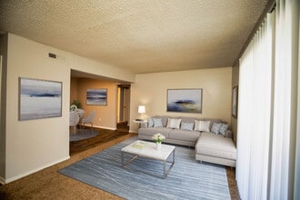 Magnolia Manor Apartments in Center Point, AL - Foto de edificio - Building Photo