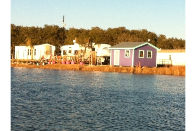 1910 Lone Star Rd in Rockport, TX - Building Photo