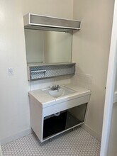 2518 Drake St, Unit 2518 in Bakersfield, CA - Building Photo - Building Photo