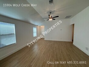 15904 Wolf Crk Wy in Oklahoma City, OK - Building Photo - Building Photo