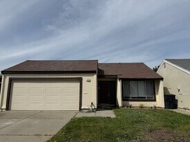 4167 Peregrine Way in Pleasanton, CA - Building Photo