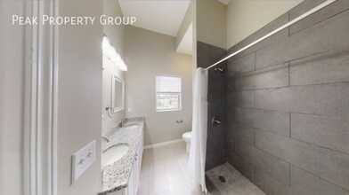 1363 Summit St in Columbus, OH - Building Photo - Building Photo