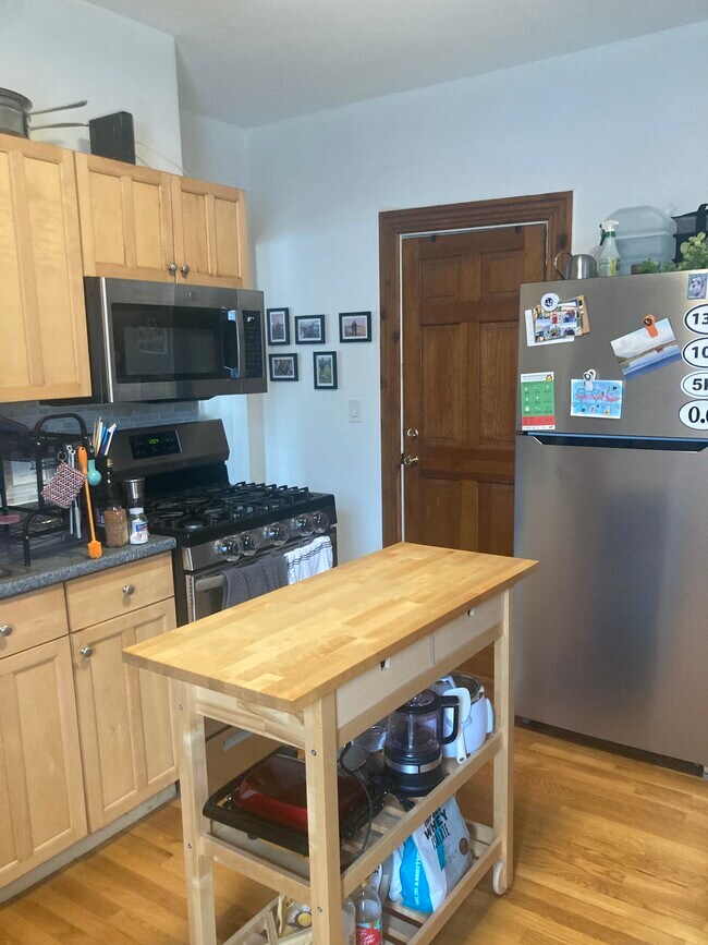 3 Nira Ave, Unit 2 in Boston, MA - Building Photo - Building Photo