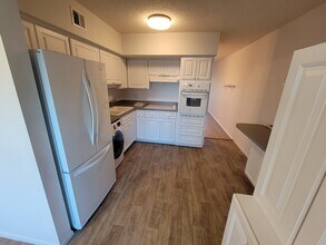 2363 Israeli Dr in Clearwater, FL - Building Photo - Building Photo