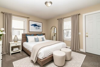 2045 Mansfield Rd in Toledo, OH - Building Photo - Building Photo