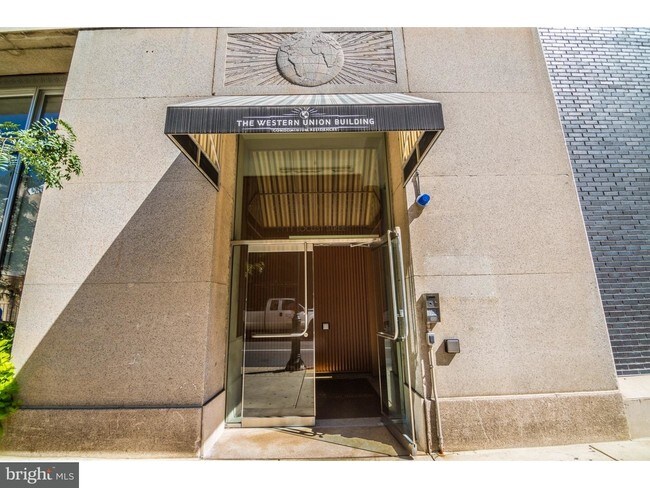 1101 Locust St-Unit -3F in Philadelphia, PA - Building Photo - Building Photo