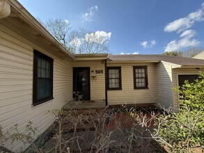 565 24th St in Beaumont, TX - Building Photo - Building Photo