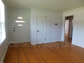 6119 Tuckaseegee Rd in Charlotte, NC - Building Photo - Building Photo