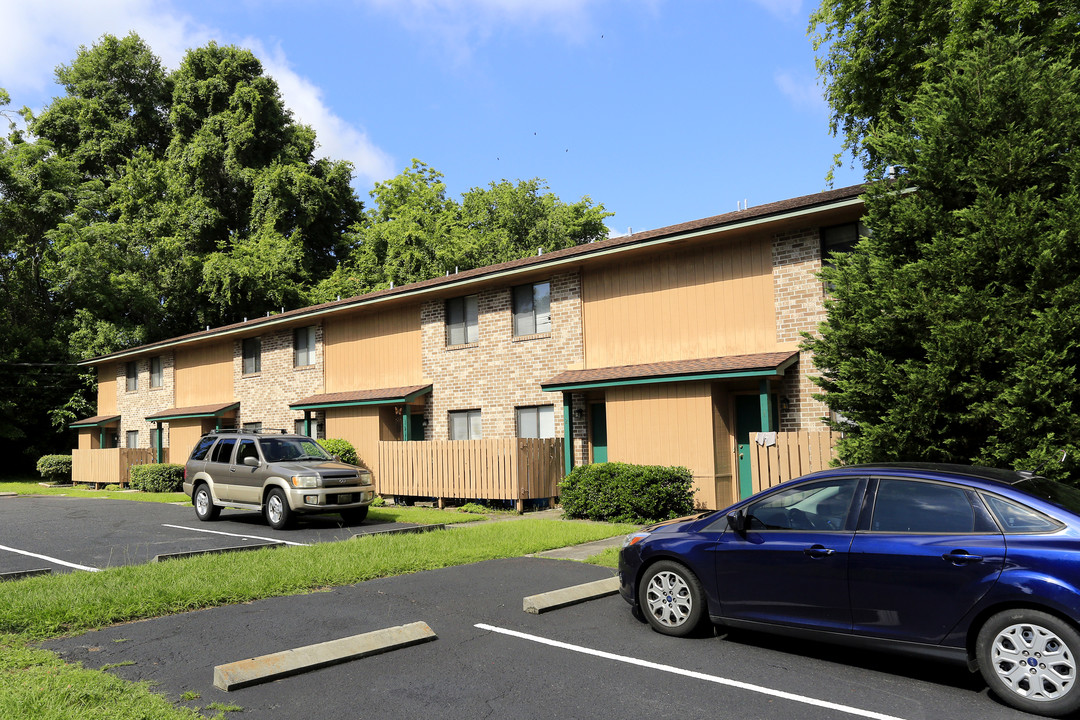 Yorkshire Townhouses in Beaufort, SC - Building Photo