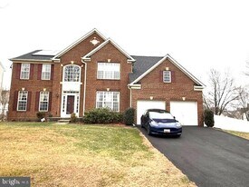 18416 Beechnut Way in Germantown, MD - Building Photo