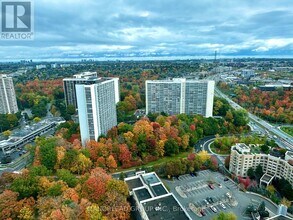 181 Wynford Dr in Toronto, ON - Building Photo - Building Photo