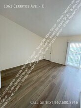 1061 Cerritos Ave in Long Beach, CA - Building Photo - Building Photo