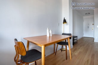 792 Columbus Ave in New York, NY - Building Photo - Building Photo