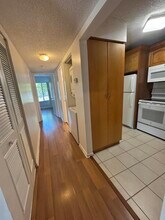 201 Foxtail Dr in Greenacres, FL - Building Photo - Building Photo