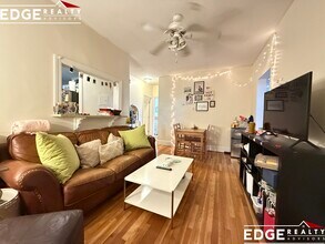 72 Egmont St in Brookline, MA - Building Photo - Building Photo