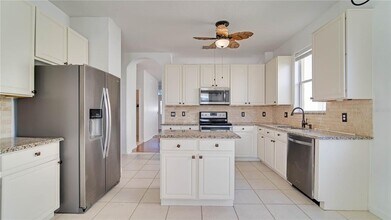 1007 Royal St George Dr in Orlando, FL - Building Photo - Building Photo