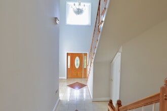 1310 Forestwood Dr in McLean, VA - Building Photo - Building Photo