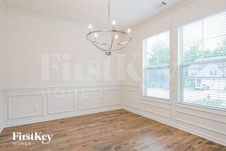 5545 Shallow Branch Dr in Flowery Branch, GA - Building Photo - Building Photo