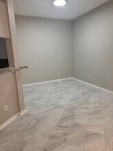 17063 Clan MacGregor Dr in Houston, TX - Building Photo - Building Photo