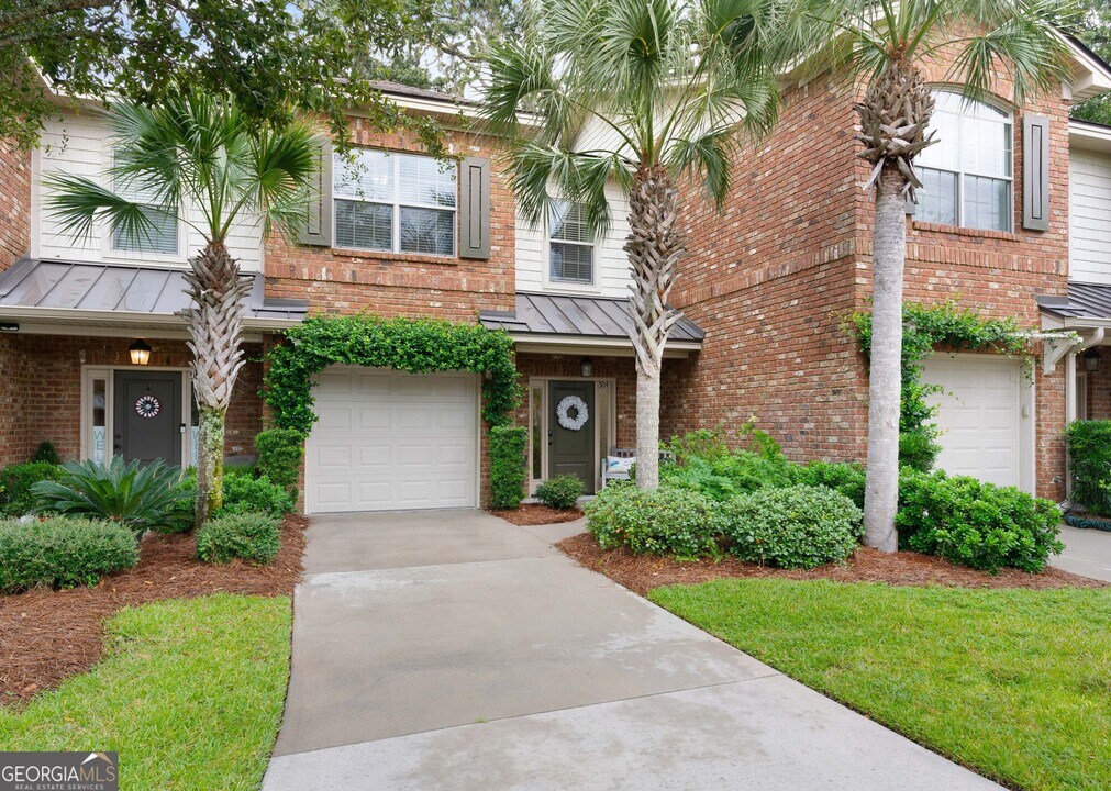 504 Reserve Ln in St. Simons Island, GA - Building Photo