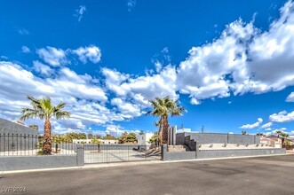 2520 Castlesands Way, Unit 2 in Las Vegas, NV - Building Photo - Building Photo