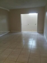 140 Royal Palm Rd in Hialeah Gardens, FL - Building Photo - Building Photo