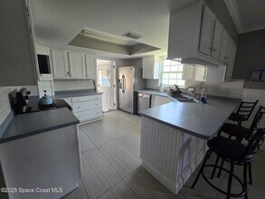 333 W Osceola Ln, Unit 23D in Cocoa Beach, FL - Building Photo - Building Photo