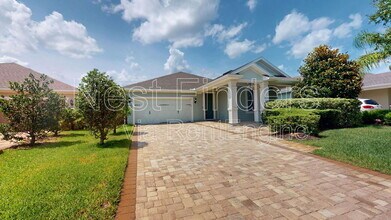 29 Lakefront Ln in St. Augustine, FL - Building Photo - Building Photo