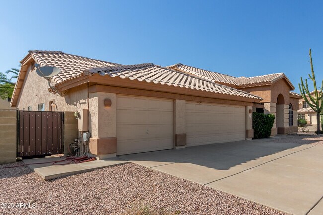 3726 E Piute Ave in Phoenix, AZ - Building Photo - Building Photo