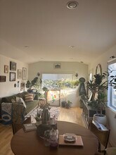 333 N Occidental Blvd in Los Angeles, CA - Building Photo - Building Photo