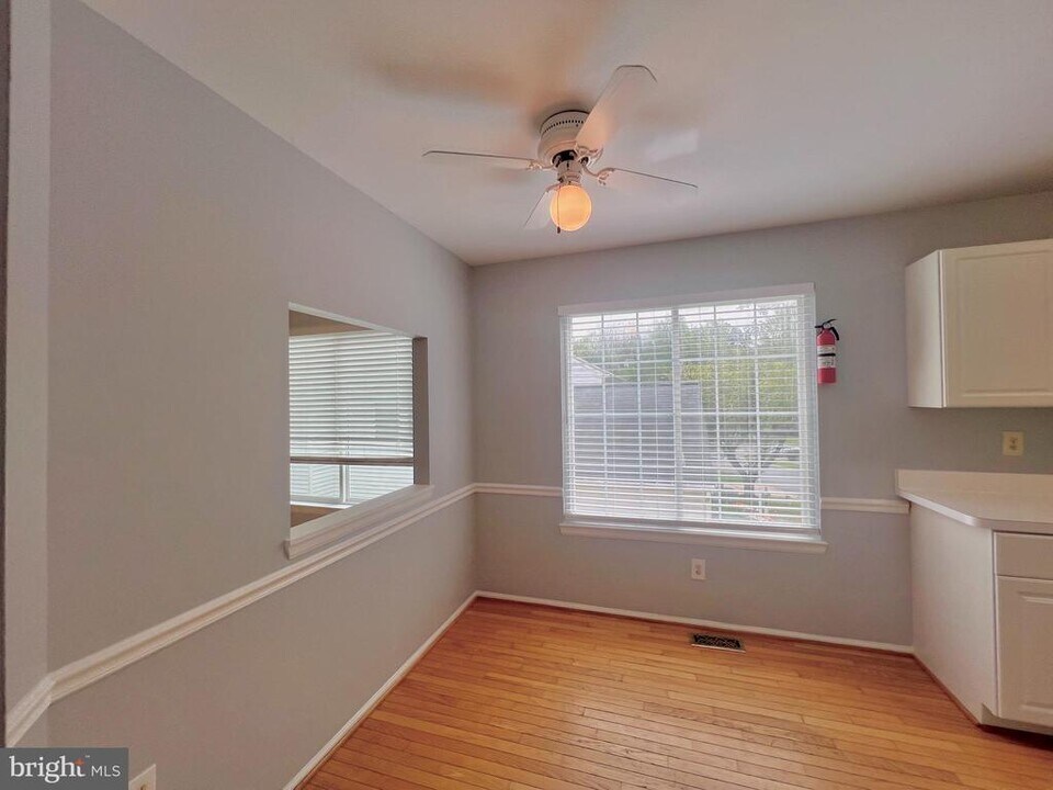 6329 Morning Time Ln in Columbia, MD - Building Photo