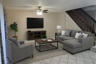 8236 9th Ct in Plantation, FL - Building Photo - Building Photo