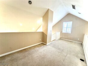9136 Worsley Park Pl in Las Vegas, NV - Building Photo - Building Photo
