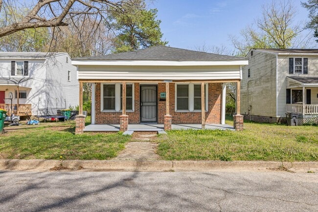 property at 107 S 9th Ave