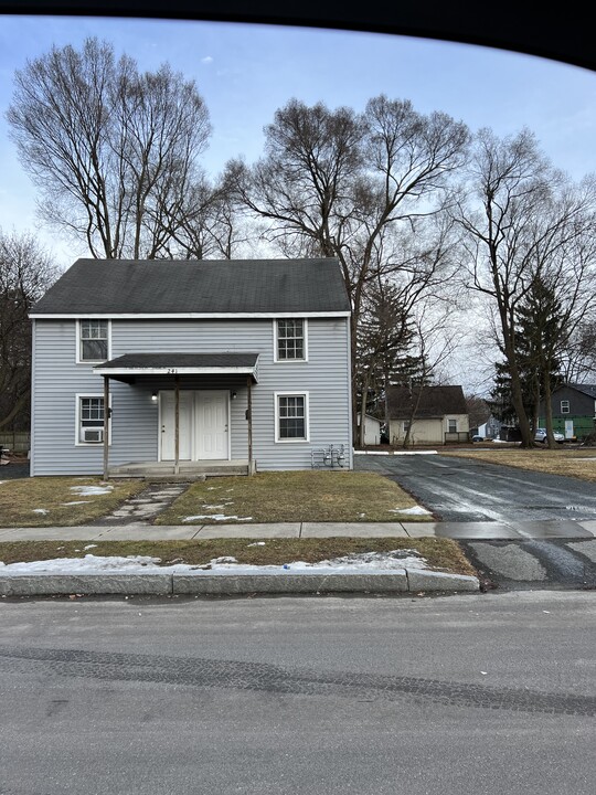 241 Allen St, Unit A in Elmira, NY - Building Photo