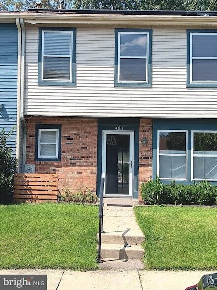 403 Roberts Ln in Evesham, NJ - Building Photo - Building Photo