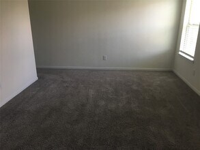 10429 Sherwin Pass Dr in Rosharon, TX - Building Photo - Building Photo