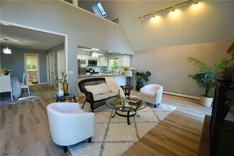 14543 Ensign Rd in Burton, OH - Building Photo - Building Photo