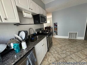 9 Harvard Terrace in Boston, MA - Building Photo - Building Photo