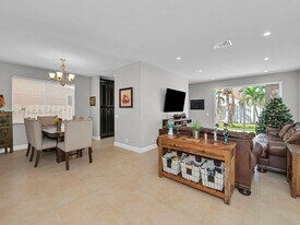 1495 Estancia Cir in Weston, FL - Building Photo - Building Photo