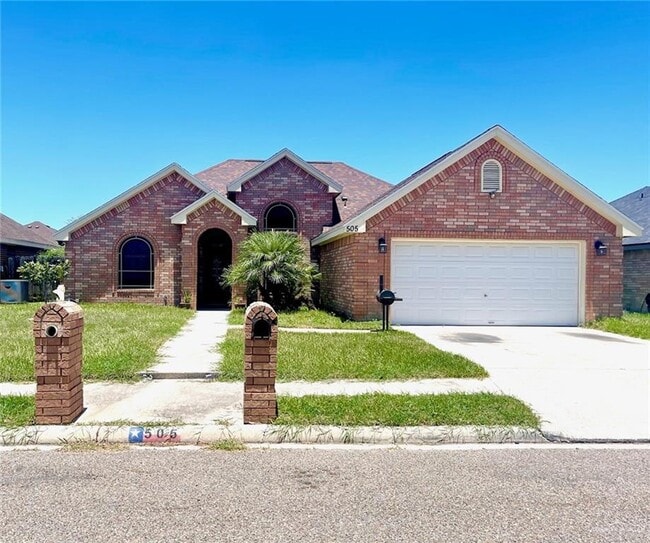 property at 505 E Arapaho Ave