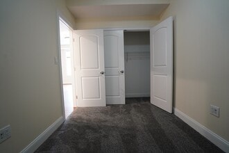 367 Broadway, Unit 403 in Somerville, MA - Building Photo - Building Photo