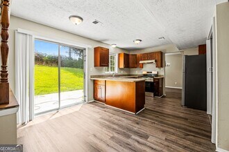 5100 Rockborough Trail NW in Norcross, GA - Building Photo - Building Photo
