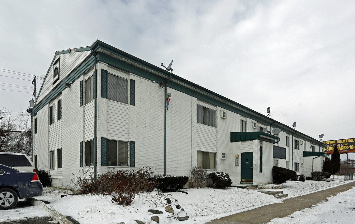 Northbrook Apartments in Detroit, MI - Building Photo