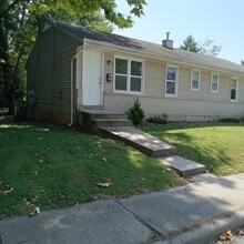 309 Perry St in St. Charles, MO - Building Photo - Building Photo