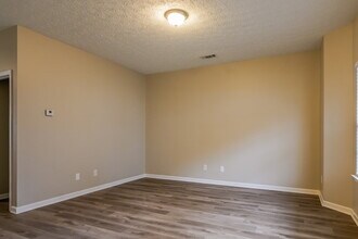 145 Prescott Ct in Newnan, GA - Building Photo - Building Photo